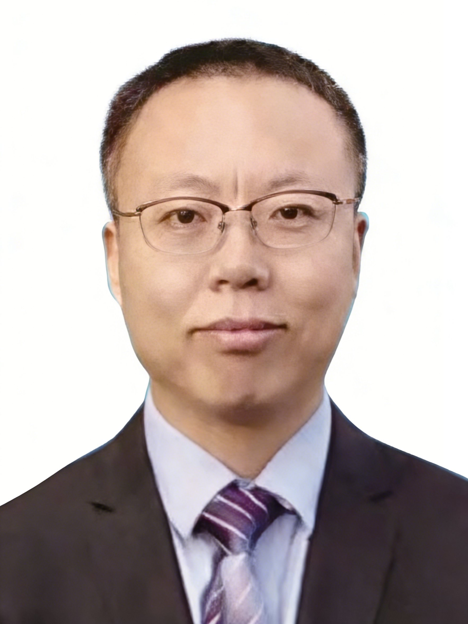 <b>张铁峰</b>